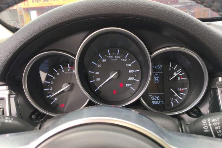 Used Zotye SR9 2017 2.0T Manual "Ultimate Road" Edition Instrument Cluster