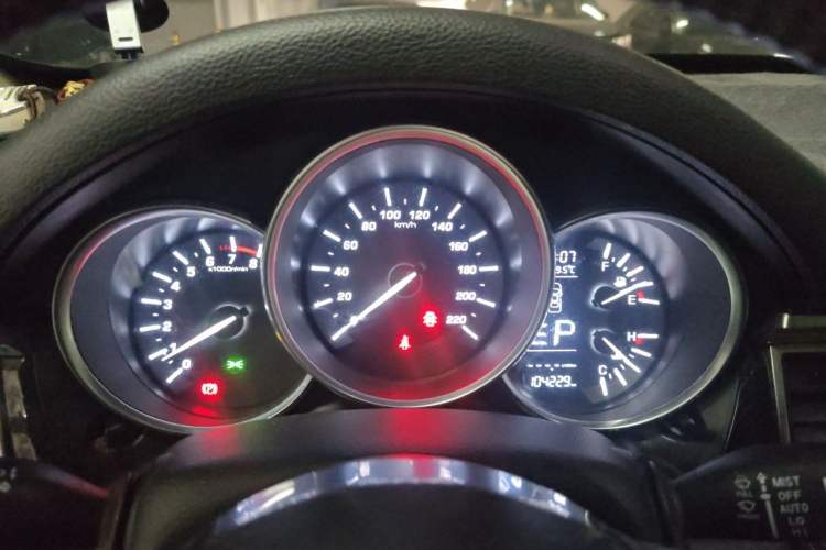 Used Zotye SR9 2017 2.0T Automatic Ultimate Edition Instrument Cluster