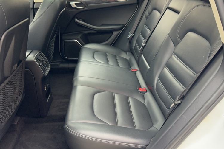 Used Zotye SR9 2017 2.0T Automatic Ultimate Edition Interior 2
