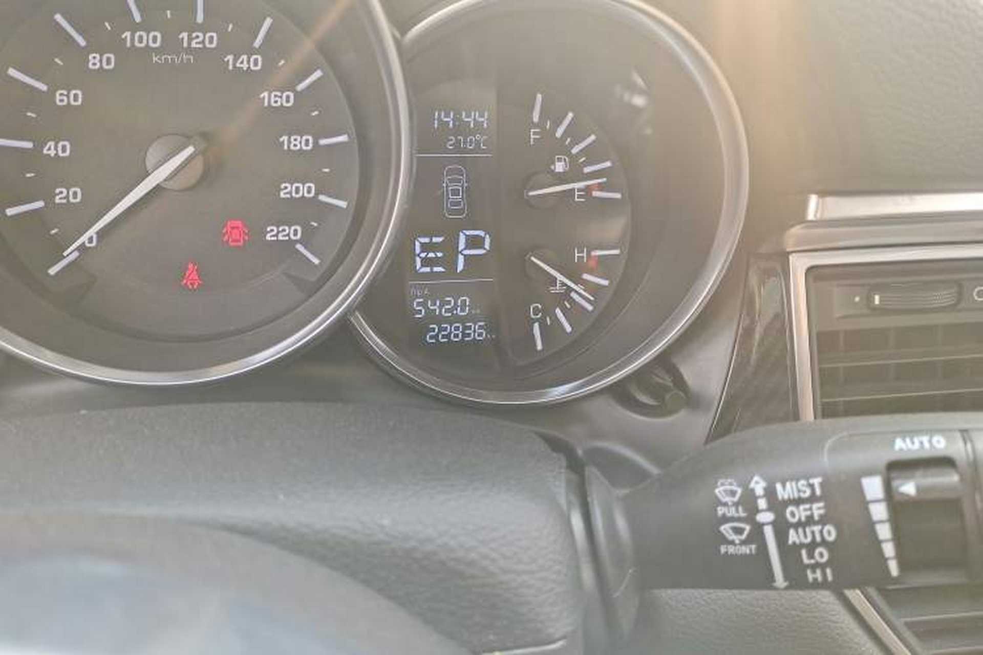 Used Zotye SR9 2017 2.0T Automatic Ultimate Edition Interior 3