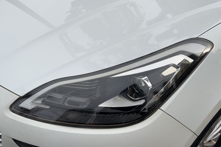 Used Zotye SR9 2017 2.0T Manual "Ultimate Road" Edition Left Front Headlight
