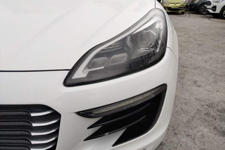 Used Zotye SR9 2017 2.0T Automatic Ultimate Edition Left Front Headlight