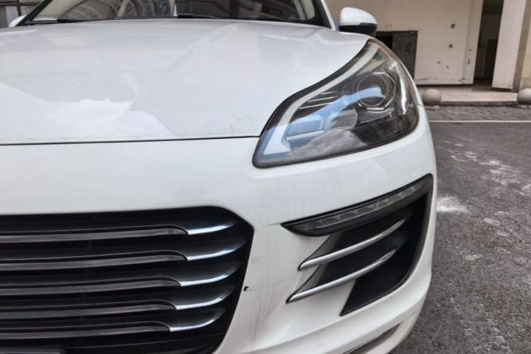 Used Zotye SR9 2017 2.0T Automatic Ultimate Road Edition Left Front Headlight