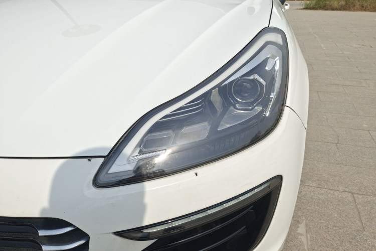 Used Zotye SR9 2017 2.0T Automatic Ultimate Edition Left Front Headlight