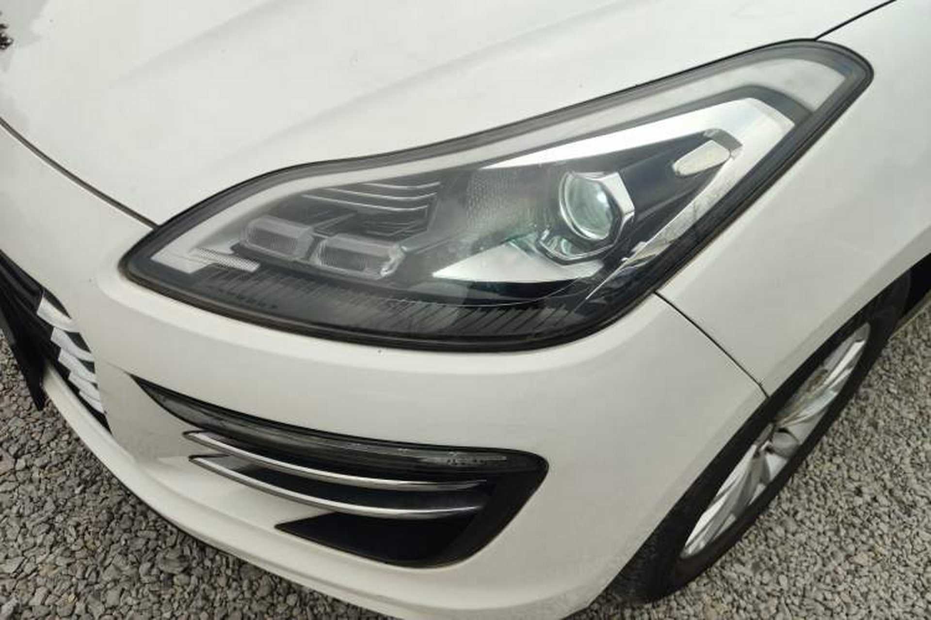 Used Zotye SR9 2017 2.0T Automatic Ultimate Road Edition Left Front Headlight