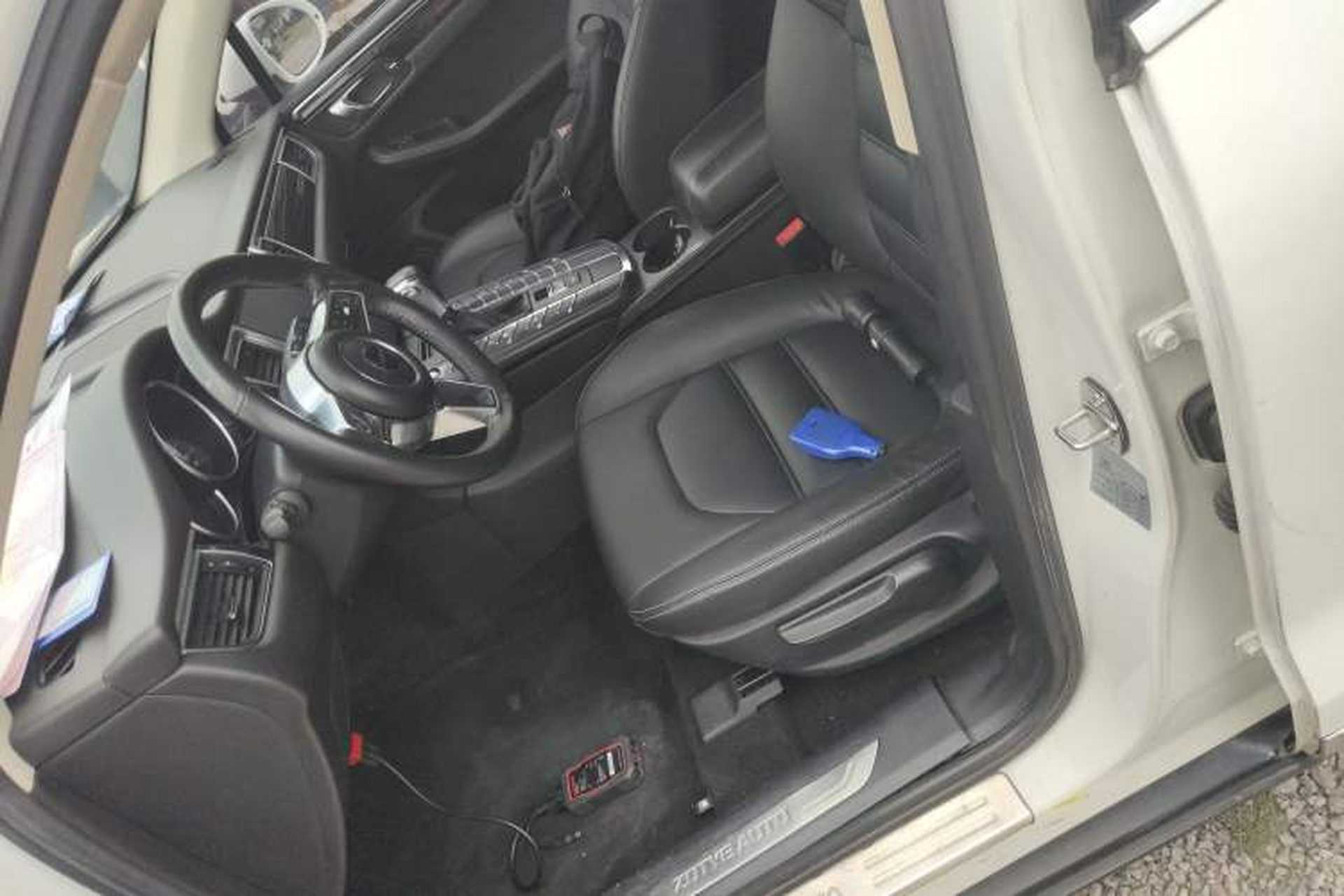 Used Zotye SR9 2017 2.0T Automatic Ultimate Road Edition Left Front Seat