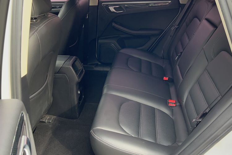 Used Zotye SR9 2017 2.0T Manual "Ultimate Road" Edition Left Rear Seat