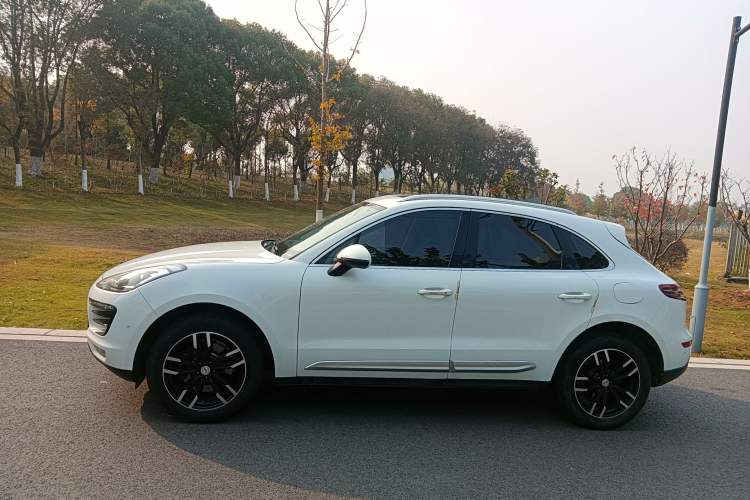 Used Zotye SR9 2017 2.0T Automatic Ultimate Dream Edition Left Side