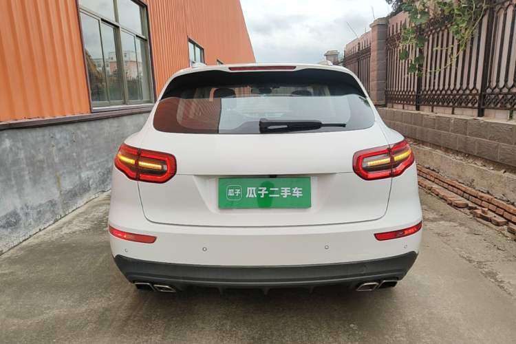 Used Zotye SR9 2017 2.0T Automatic Ultimate Edition Rear