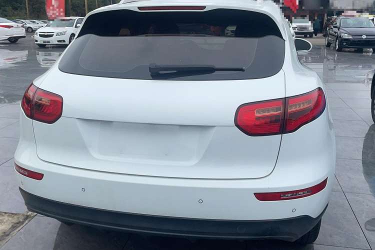 Used Zotye SR9 2017 2.0T Automatic Ultimate Road Edition Rear