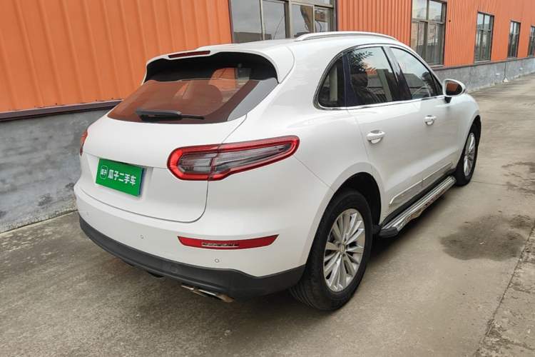Used Zotye SR9 2017 2.0T Automatic Ultimate Edition Rear Right 45 Deg