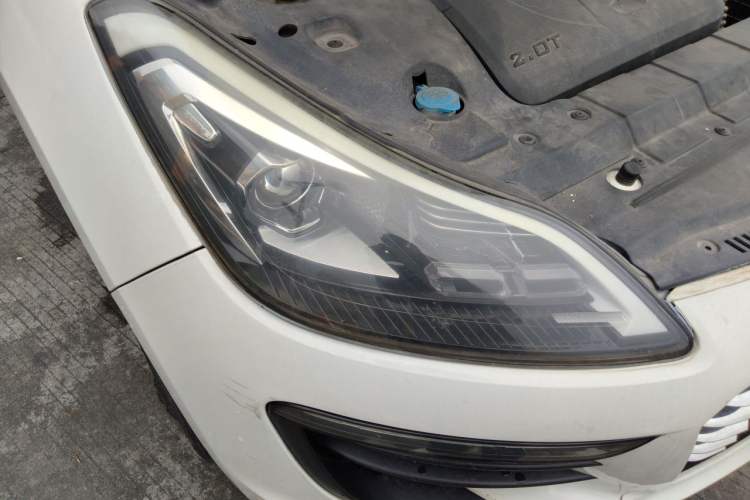 Used Zotye SR9 2017 2.0T Manual "Ultimate Road" Edition Right Front Headlight