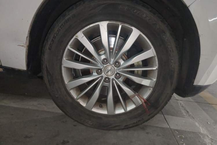 Used Zotye SR9 2017 2.0T Automatic Ultimate Edition Right Front Wheel Hub