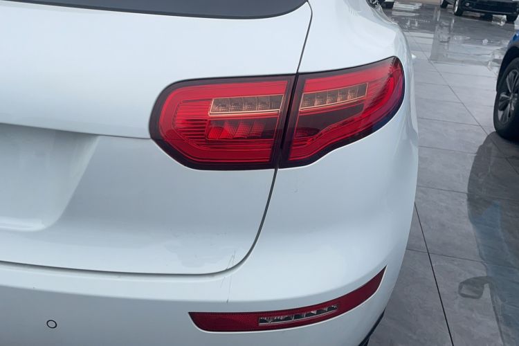 Used Zotye SR9 2017 2.0T Automatic Ultimate Road Edition Right Rear Taillight