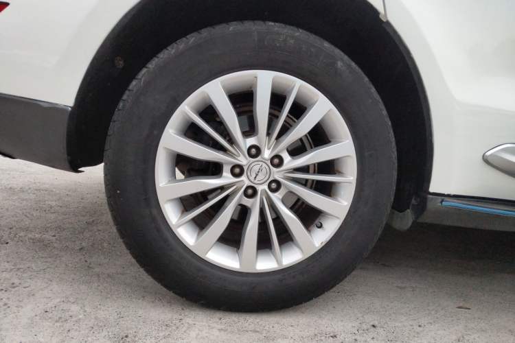 Used Zotye SR9 2017 2.0T Automatic Ultimate Edition Right Rear Wheel Hub