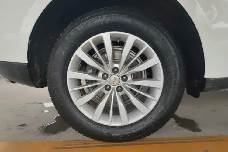 Used Zotye SR9 2017 2.0T Automatic Ultimate Edition Right Rear Wheel Hub