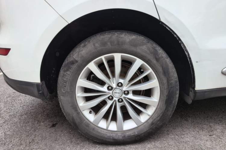 Used Zotye SR9 2017 2.0T Automatic Ultimate Road Edition Right Rear Wheel Hub