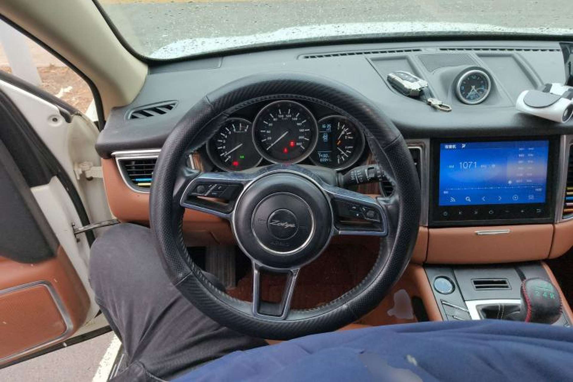 Used Zotye SR9 2017 2.0T Manual "Ultimate Heart" Edition Steering Wheel