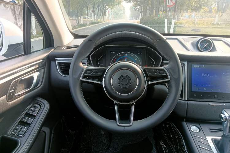 Used Zotye SR9 2017 2.0T Automatic Ultimate Dream Edition Steering Wheel