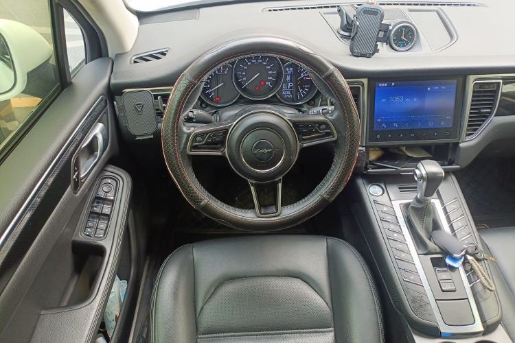 Used Zotye SR9 2017 2.0T Automatic Ultimate Edition Steering Wheel