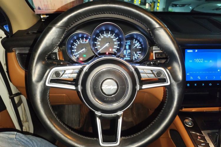 Used Zotye SR9 2017 2.0T Automatic Ultimate Light Edition Steering Wheel