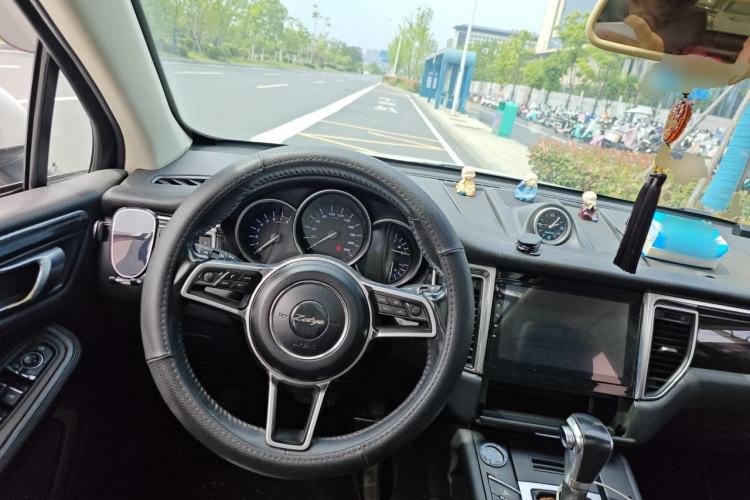 Used Zotye SR9 2017 2.0T Automatic Ultimate Edition Steering Wheel