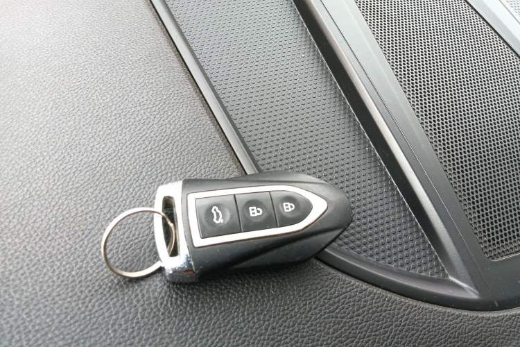 Used Zotye SR9 2017 2.0T Manual "Ultimate Light" Edition Vehicle Key