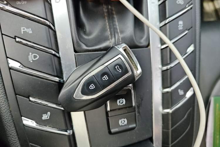Used Zotye SR9 2017 2.0T Automatic Ultimate Edition Vehicle Key