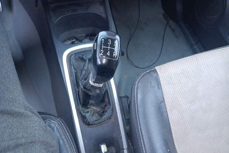 Used Zotye T200 2013 1.3L MT Urban Model Gear Lever