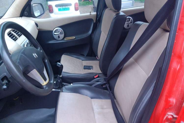 Used Zotye T200 2013 1.3L MT Urban Model Left Front Seat