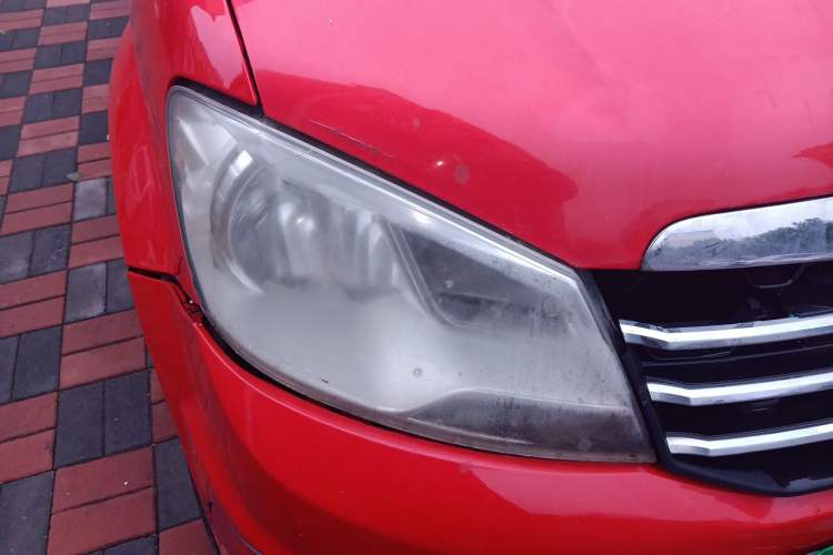 Used Zotye T200 2013 1.3L MT Urban Model Right Front Headlight