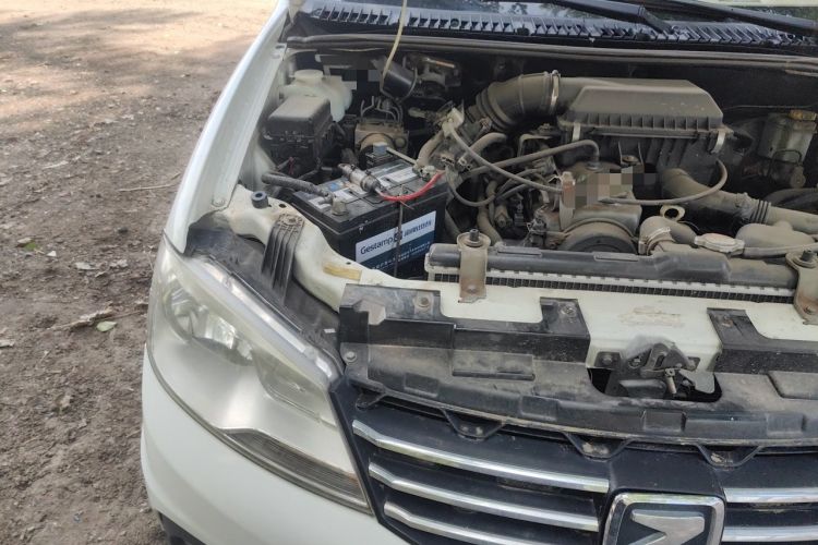 Used Zotye T200 2013 1.3L MT Urban Model Engine Bay Right