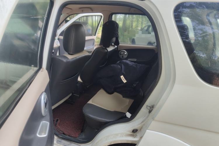 Used Zotye T200 2013 1.3L MT Urban Model Left Rear Seat
