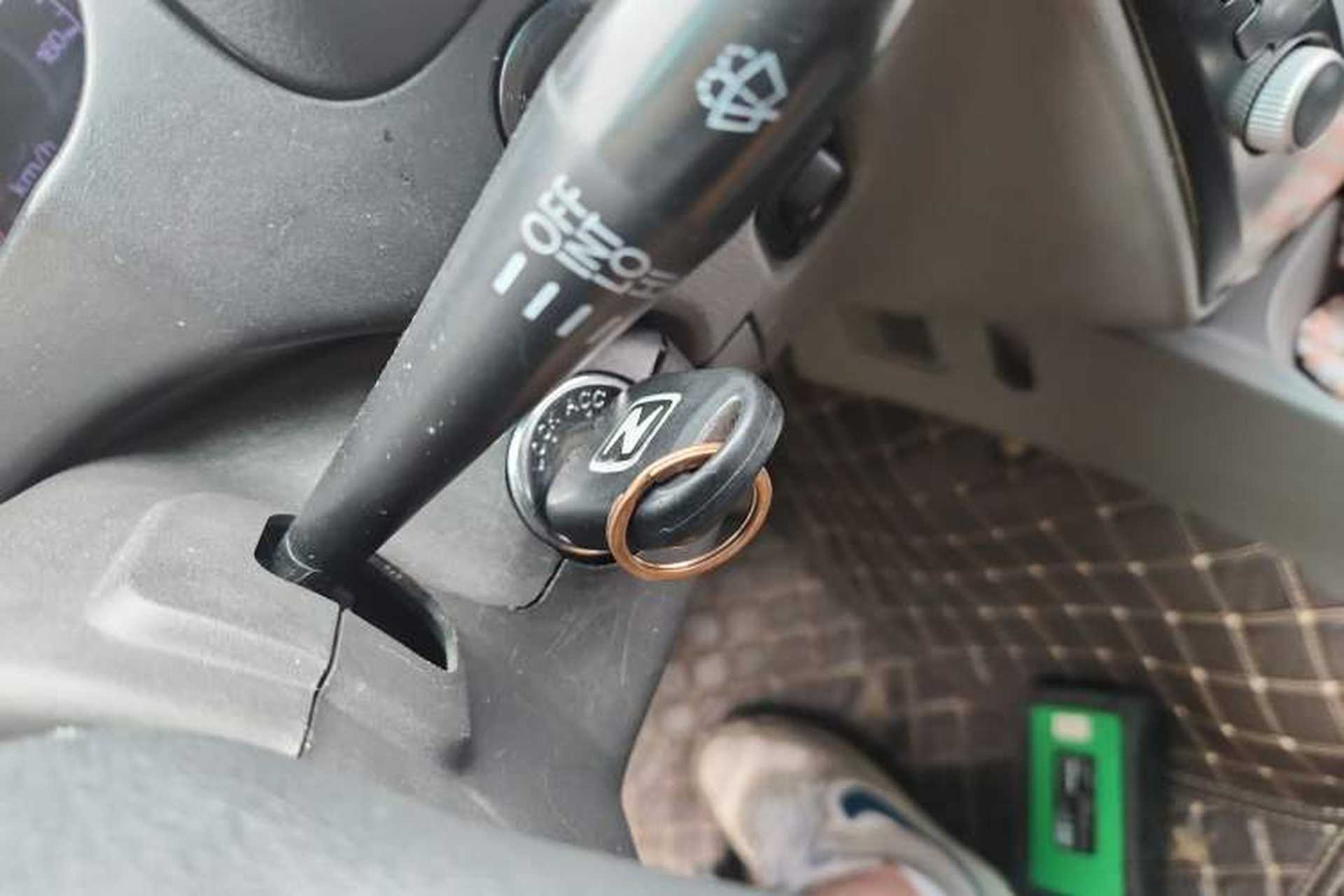 Used Zotye T200 2014 1.5L CVT Elite Version Interior 1