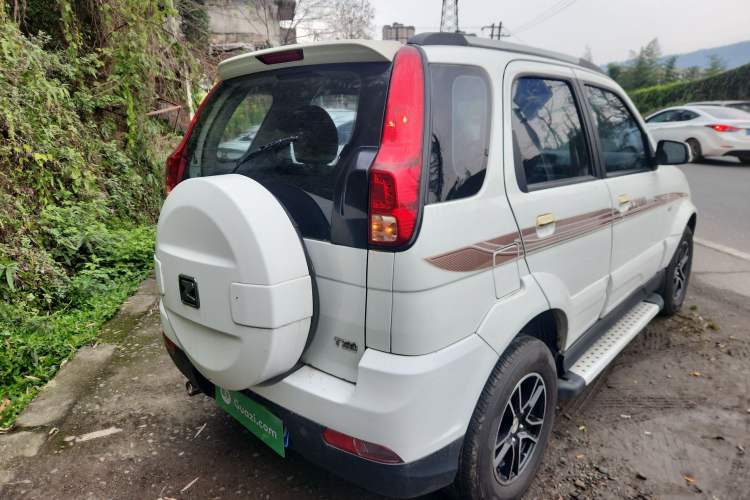 Used Zotye T200 2014 1.5L CVT Elite Version Rear Right 45 Deg