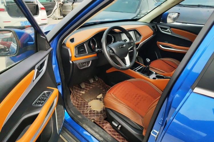 Used Zotye T300 2017 1.5L Manual Luxury Model Driver Seat