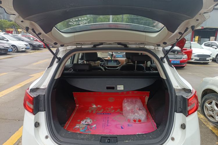 Used Zotye T300 2017 1.5T CVT Luxury Model Trunk