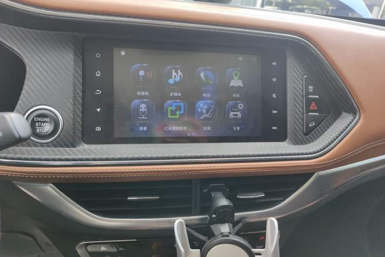 Used Zotye T300 2017 1.5L Manual Luxury Model Audio And AC Panel