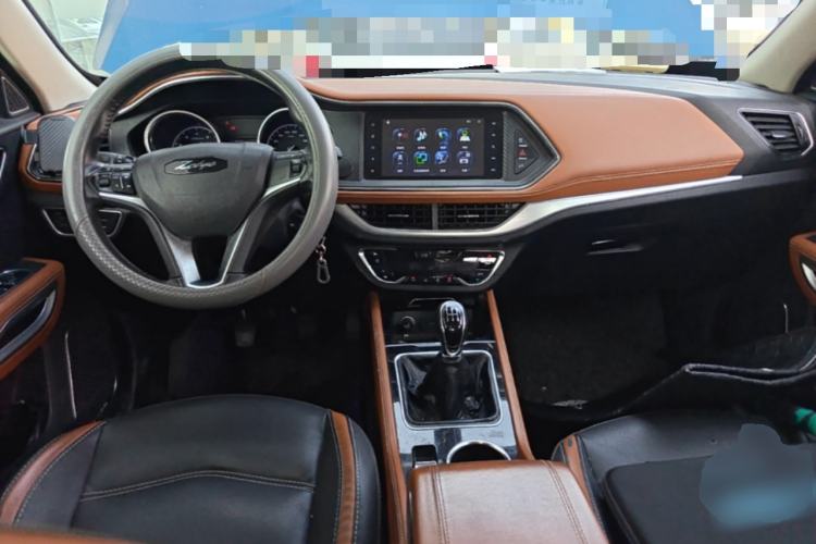 Used Zotye T300 2017 1.5L Manual Luxury Model Center Console