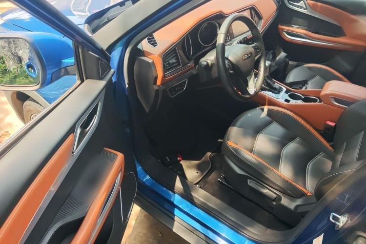 Used Zotye T300 2017 1.5T CVT Luxury Model Driver Seat