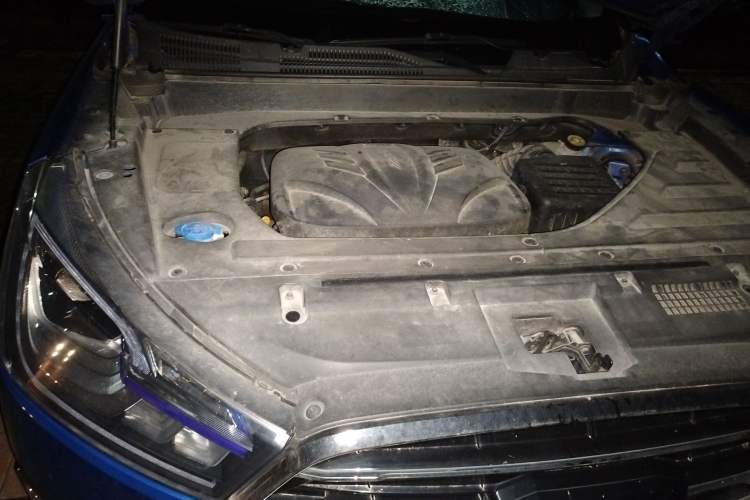 Used Zotye T300 2017 1.5T CVT Luxury Model Engine Bay
