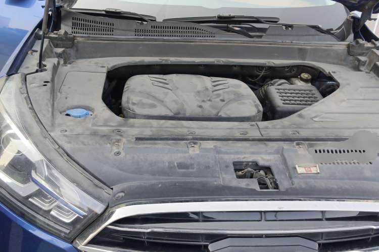 Used Zotye T300 2017 1.5T CVT Luxury Model Engine Bay