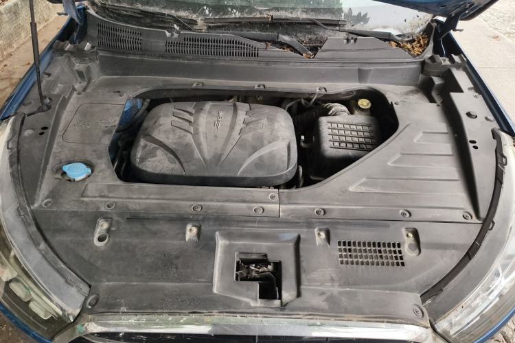 Used Zotye T300 2017 1.5T CVT Luxury Model Engine Bay