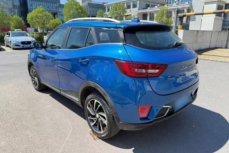 Used Zotye T300 2017 1.5L Manual Luxury Edition Two-Tone Exterior 5