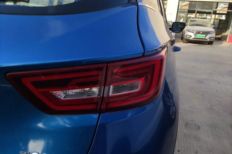 Used Zotye T300 2017 1.5L Manual Luxury Model Exterior 6