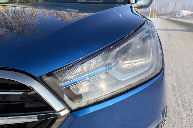 Used Zotye T300 2017 1.5T CVT Luxury Model Exterior 9