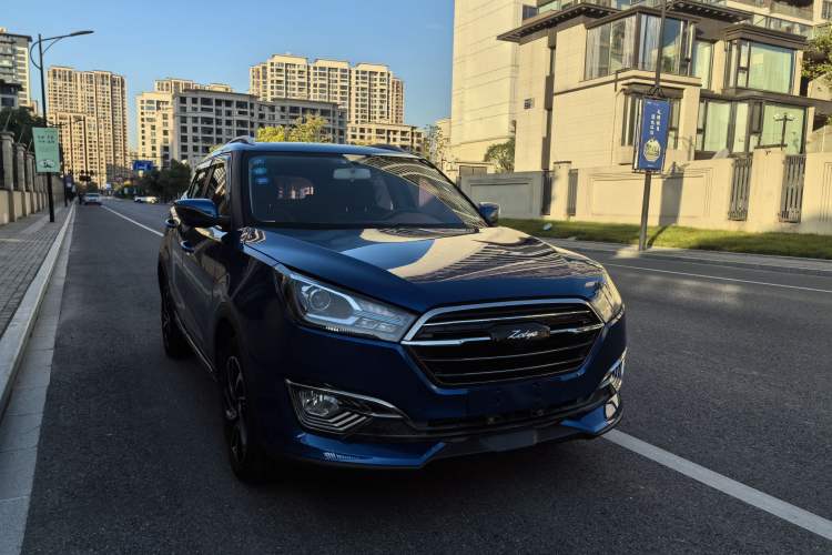 Used Zotye T300 2017 1.5T CVT Luxury Model Front Right 45 Deg
