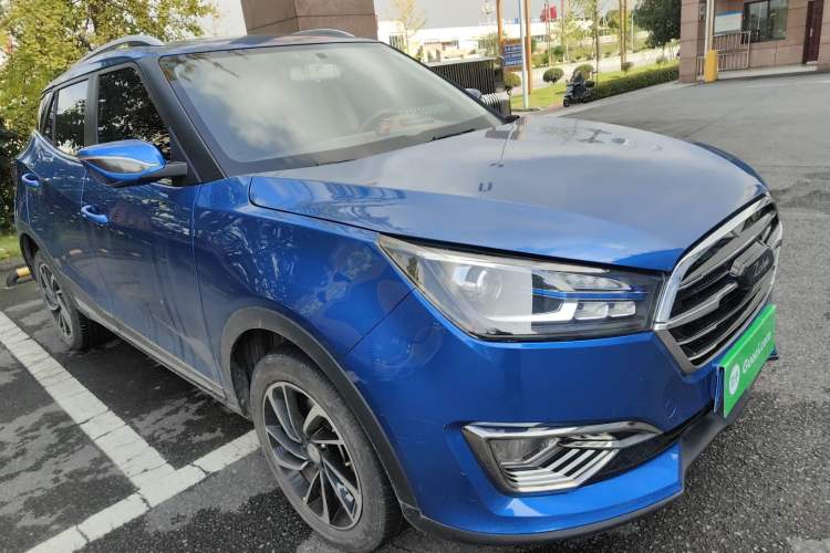 Used Zotye T300 2017 1.5L Manual Luxury Model Front Right 45 Deg