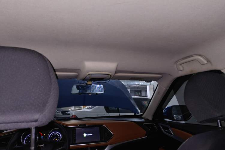 Used Zotye T300 2017 1.5L Manual Elite Model Headliner