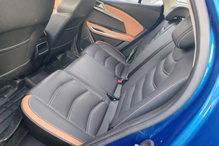 Used Zotye T300 2017 1.5T CVT Luxury Model Interior 1